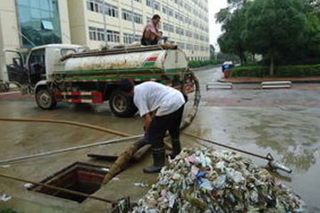 南江杨坝厕所堵了用保鲜膜|24小时管道下水疏通,下水道疏通公司